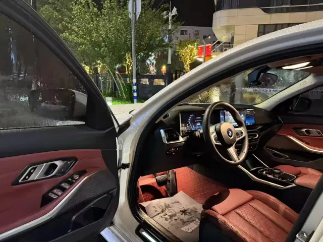 BMW 3 Series — Фото автомобиля 4