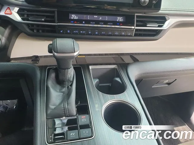Toyota Sienna Generation 4 — Фото автомобиля 9