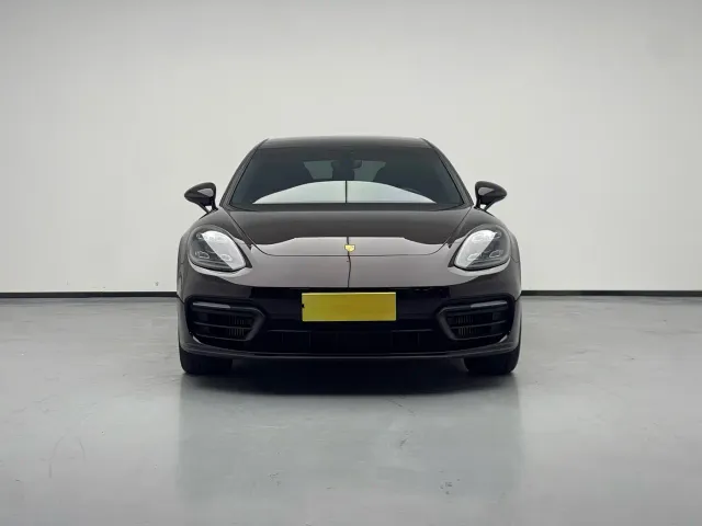 Porsche Panamera — Фото автомобиля 2