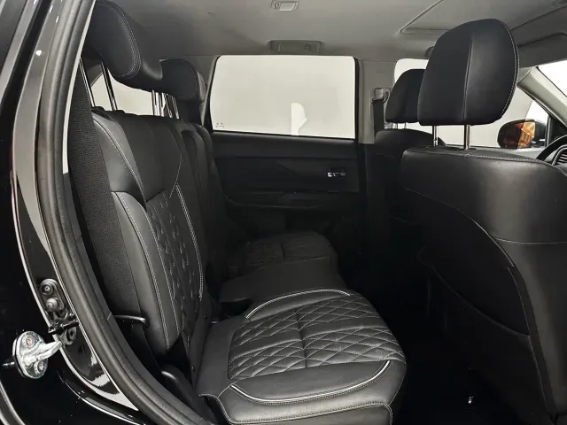 Mitsubishi Outlander — Фото автомобиля 22