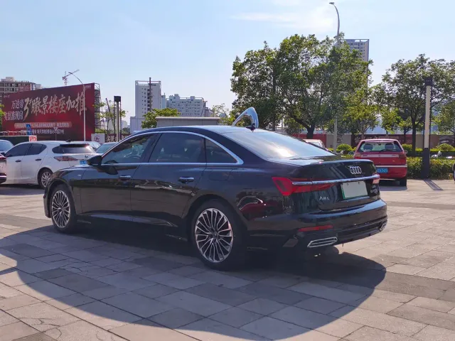Audi A6L — Фото автомобиля 6