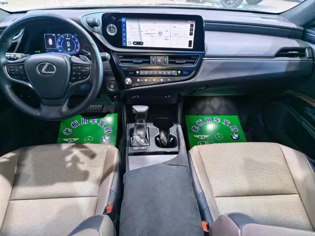 Lexus ES — Фото автомобиля 11