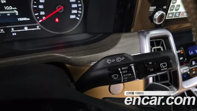 Kia Sorento Sorento 4-е поколение Дизель 2.2 2WD — Фото автомобиля 25