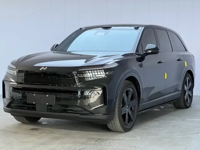 Фотография автомобиля — Onvo L80