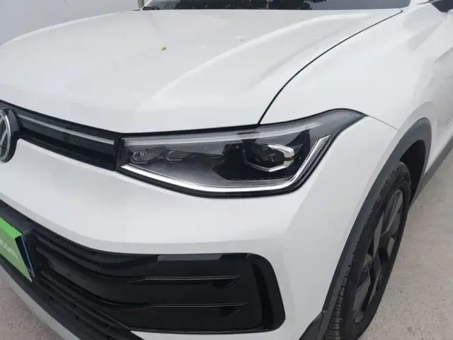 Volkswagen Tharu — Фото автомобиля 23