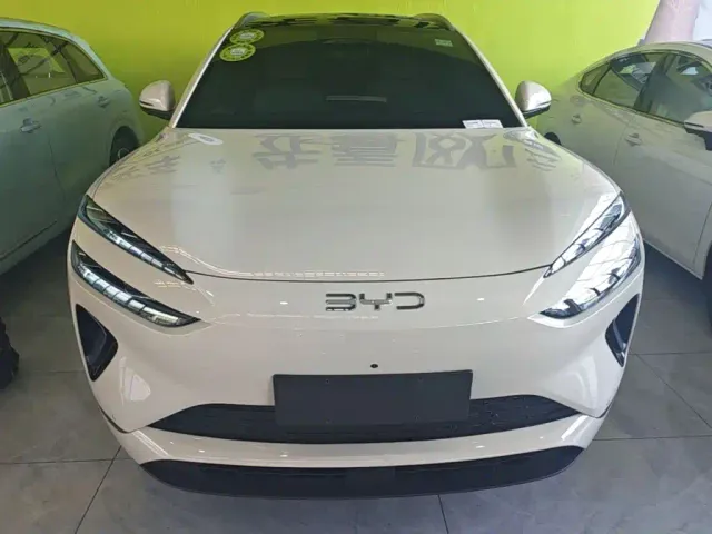 BYD Sealion 06 — Фото автомобиля 2