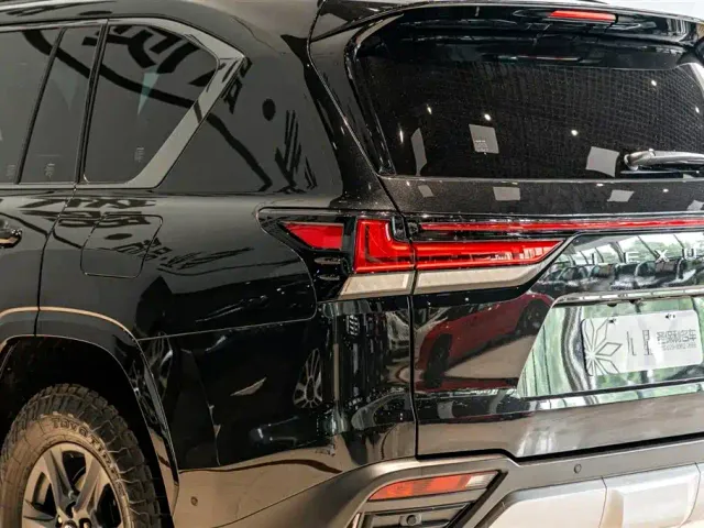 Lexus LX — Фото автомобиля 19