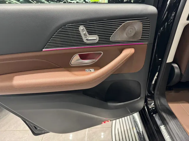 Mercedes-Benz GLS-Class — Фото автомобиля 14