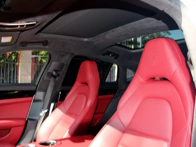 Porsche Panamera — Фото автомобиля 6