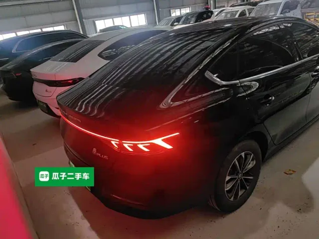 BYD Qin PLUS — Фото автомобиля 6