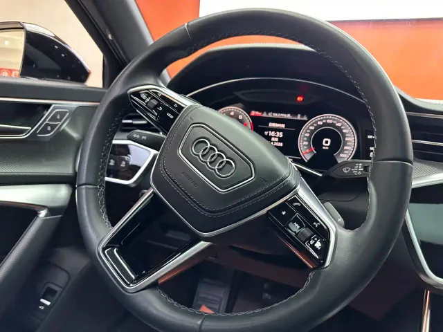 Audi A6L — Фото автомобиля 13