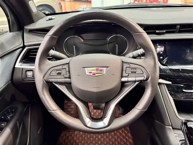 Cadillac XT6 — Фото автомобиля 9