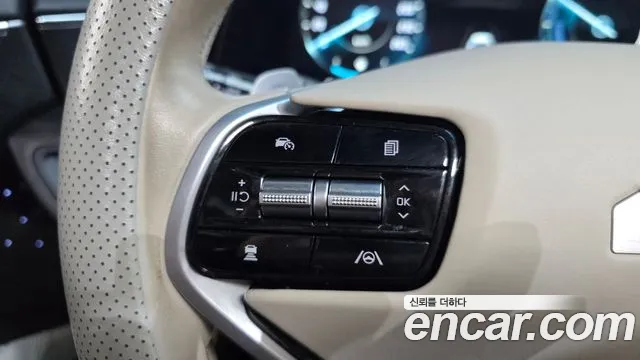 Kia K8 Hybrid — Фото автомобиля 23