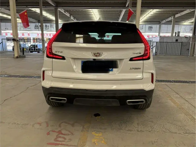 Cadillac XT4 — Фото автомобиля 8