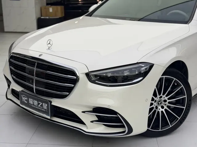 Mercedes-Benz S-Class — Фото автомобиля 3