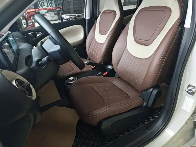Wuling Bingo — Фото автомобиля 14