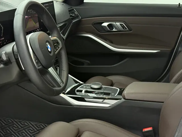 BMW 3 Series — Фото автомобиля 16