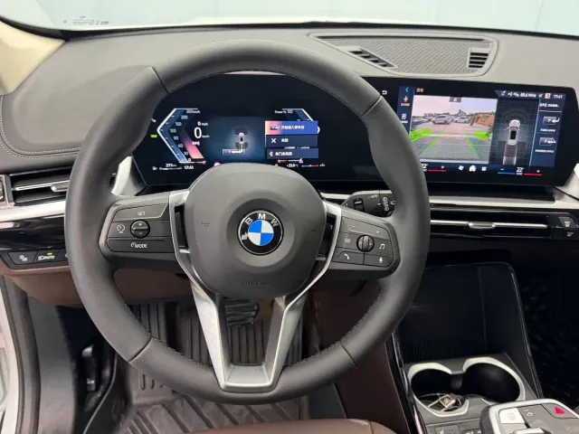 BMW X1 — Фото автомобиля 15