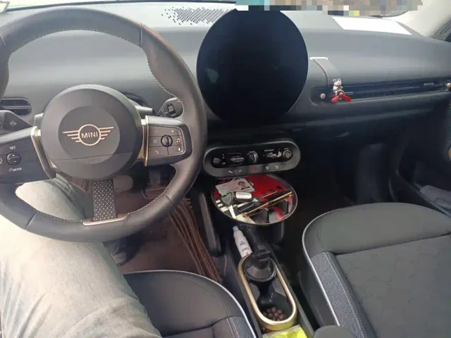 MINI Cooper — Фото автомобиля 5