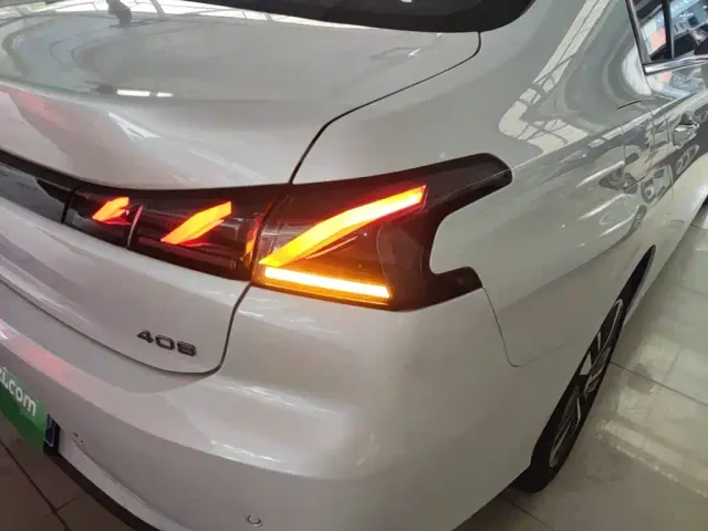 Peugeot 408 — Фото автомобиля 7