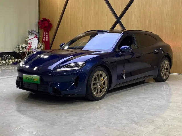 Фотография автомобиля — Shangjie Z7T