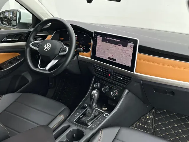 Volkswagen Bora — Фото автомобиля 18