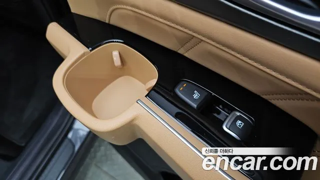 Kia Sorento Sorento 4-е поколение Дизель 2.2 2WD — Фото автомобиля 23