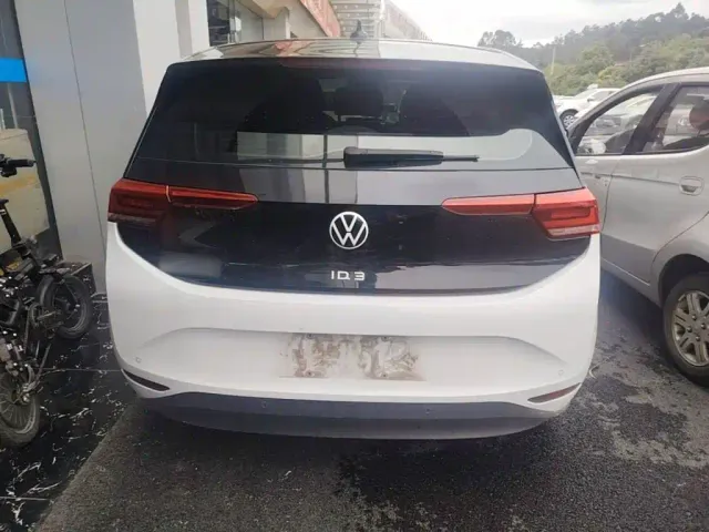 Volkswagen ID.3 — Фото автомобиля 5