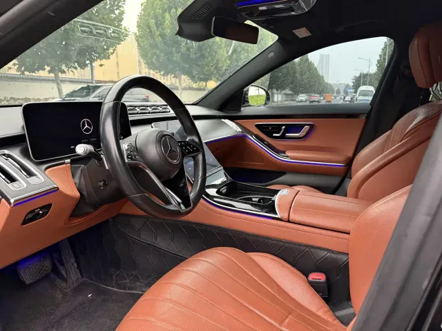 Mercedes-Benz S-Class — Фото автомобиля 4