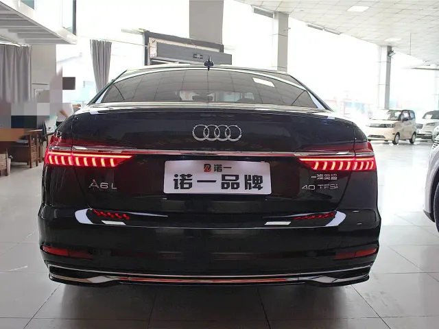 Audi Audi A6L 2024 40 TFSI Luxury Elegance — Фото автомобиля 4