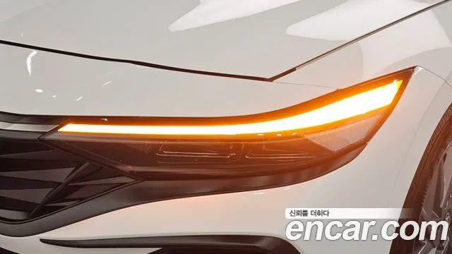 Hyundai AVANTE Новый Avante (CN7) — Фото автомобиля 21