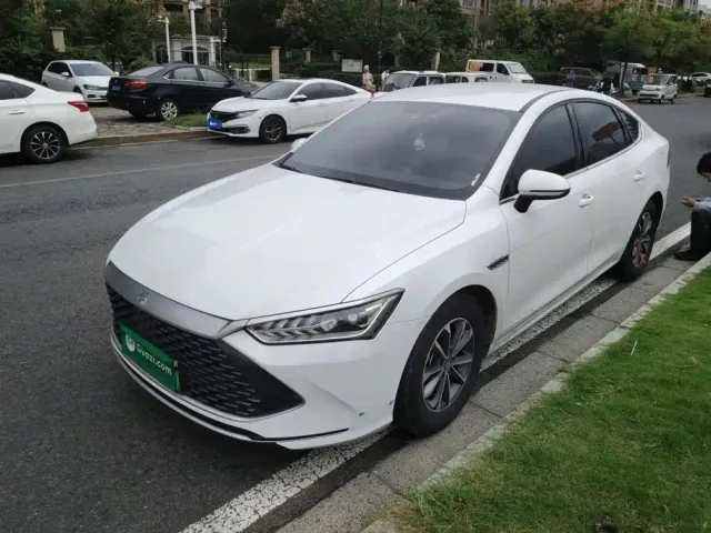 Фотография автомобиля — BYD Qin PLUS