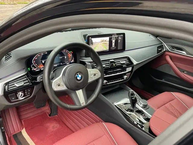 BMW 5 Series — Фото автомобиля 15