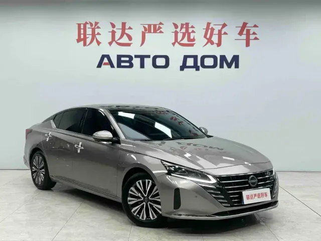 Nissan Teana — Фото автомобиля 3