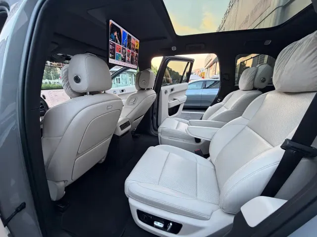Li Auto L9 — Фото автомобиля 12