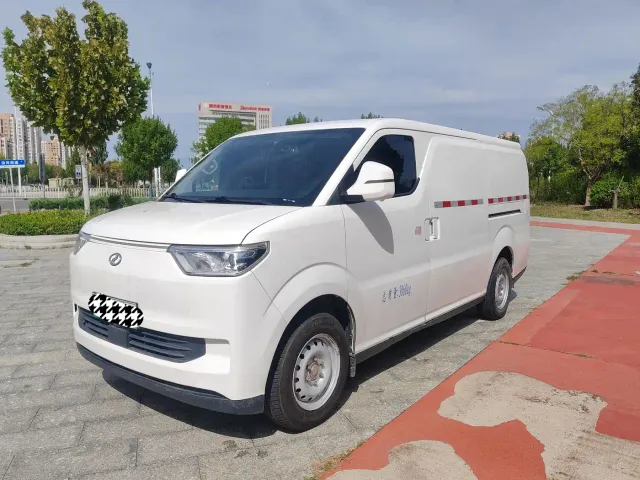 Фотография автомобиля — Ruichi New Energy EC75