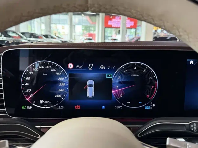 Mercedes-Benz Maybach GLS — Фото автомобиля 25