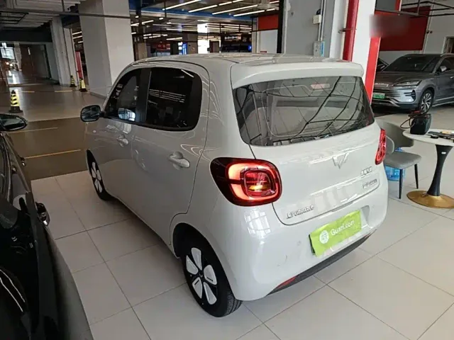 Wuling Hongguang Mini EV — Фото автомобиля 4