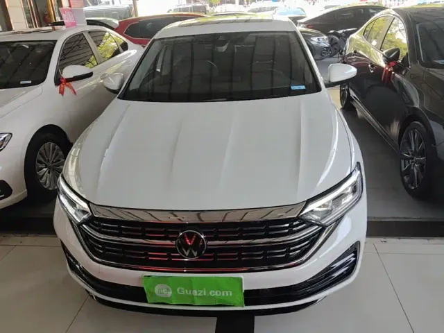 Volkswagen Sagitar — Фото автомобиля 2