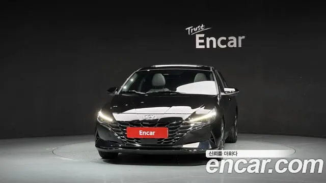 Hyundai Avante CN7 — Фото автомобиля 3