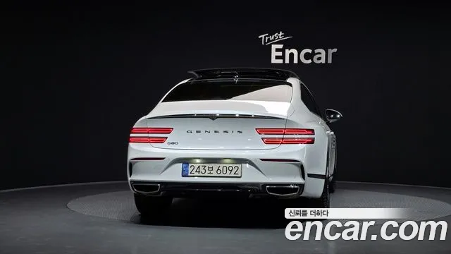 Genesis G80 RG3 — Фото автомобиля 4