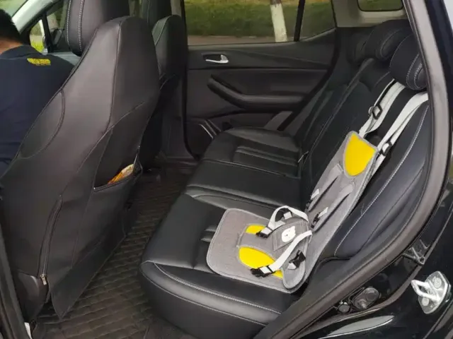 GAC Trumpchi Trumpchi GS4 2023 270T Auto Smart Tech Edition — Фото автомобиля 11