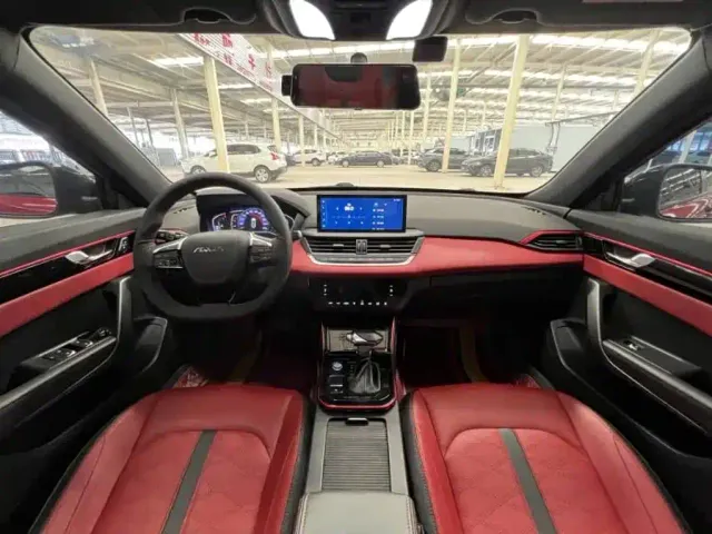 Dongfeng Yixuan — Фото автомобиля 7