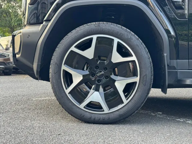 iCAR V27 — Фото автомобиля 18