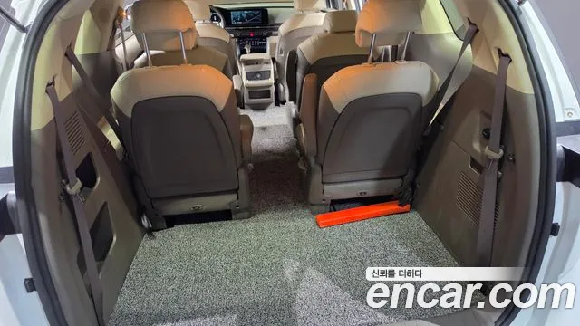 Kia Canival Carnival 4 поколение Дизель 9 мест Prestige — Фото автомобиля 30