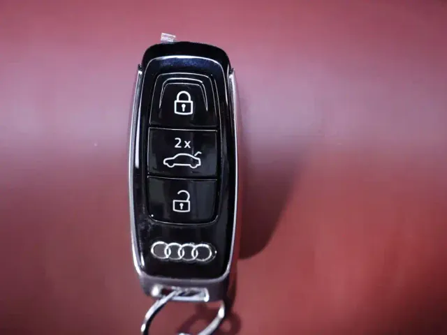 Audi Audi A7L 2024 45 TFSI quattro Black Warrior Edition — Фото автомобиля 25