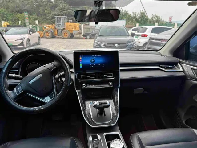 Haval M6 — Фото автомобиля 7