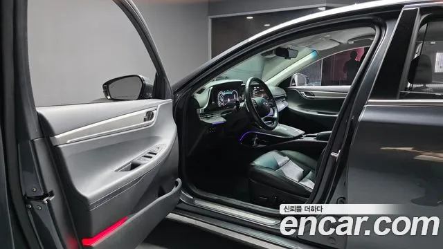 Hyundai Grandeur Grandeur (New) — Фото автомобиля 15
