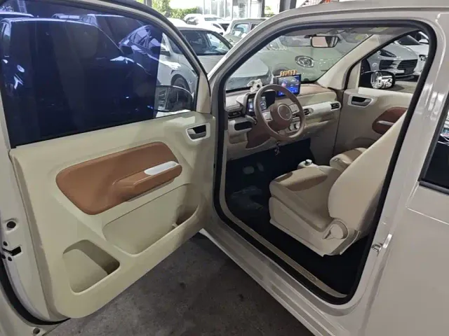 Wuling Hongguang Mini EV — Фото автомобиля 15