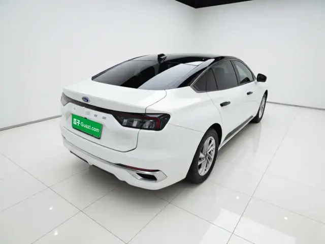 Ford Mondeo — Фото автомобиля 4